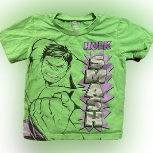 Boys Hulk T-shirt size 4T in excellent condition